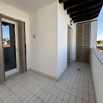 Stunning With Shared Pool *