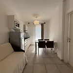 Apartamento Stunning With Shared Pool *